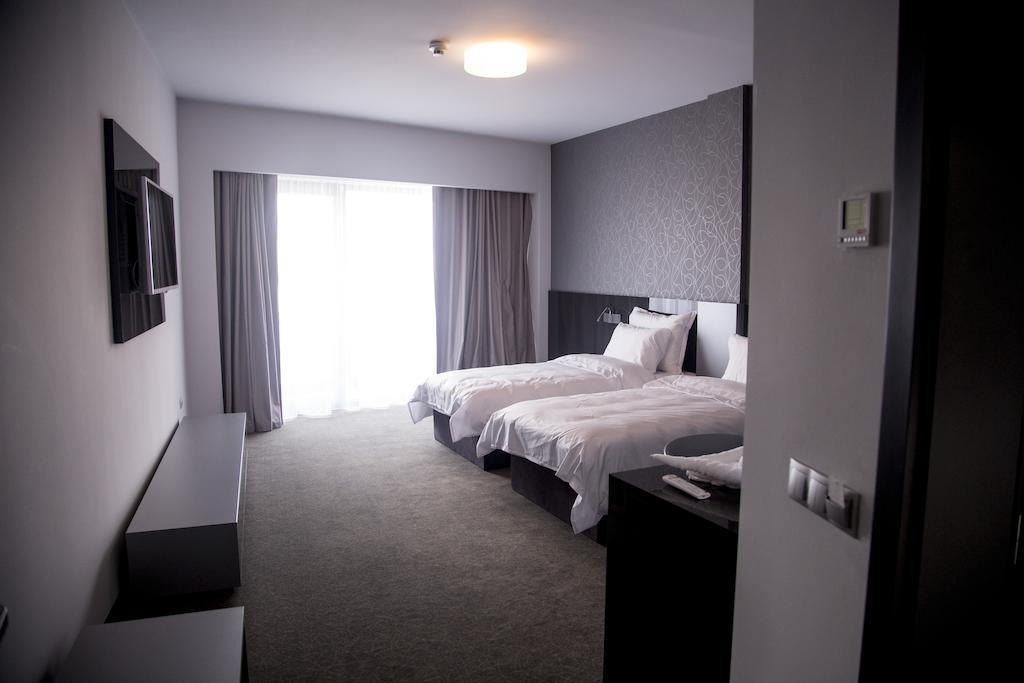 Hotel Tempo Târgu-Mureş Zimmer foto